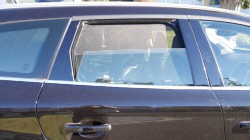 Volvo XC60 1st Generation Car Rear Window Shades (2009-2017) - Image 5