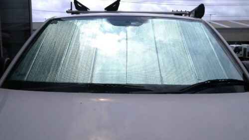 Volkswagen Transporter/Multivan/Caravelle Front Windscreen Sun Shade (T5; 2003-2015) - Image 2