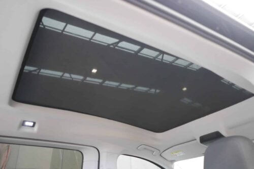 Volkswagen Caddy Maxi 4th Generation Panoramic Glass Shade (Typ SB; 2020-Present) - Image 2