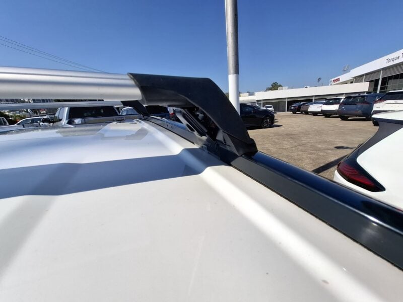 Toyota RAV4 5dr 2026-2026 | TrimHD Crossbar With Aero TrimHD Mount