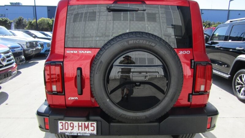 GWM Tank 300 5dr 2023-2026 | TrimHD Crossbar With Aero TrimHD Mount