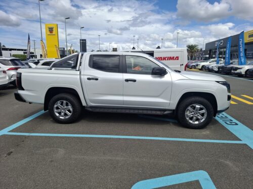 Nissan Navara D27 Dual Cab 4dr 2026-2026 | TrimHD Crossbar With SkyLine Mount