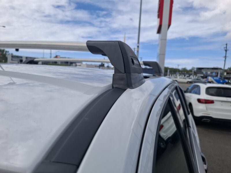Nissan Navara D27 Dual Cab 4dr 2026-2026 | TrimHD Crossbar With Aero TrimHD Mount