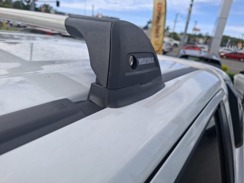 Nissan Navara D27 Dual Cab 4dr 2026-2026 | TrimHD Crossbar With Aero TrimHD Mount