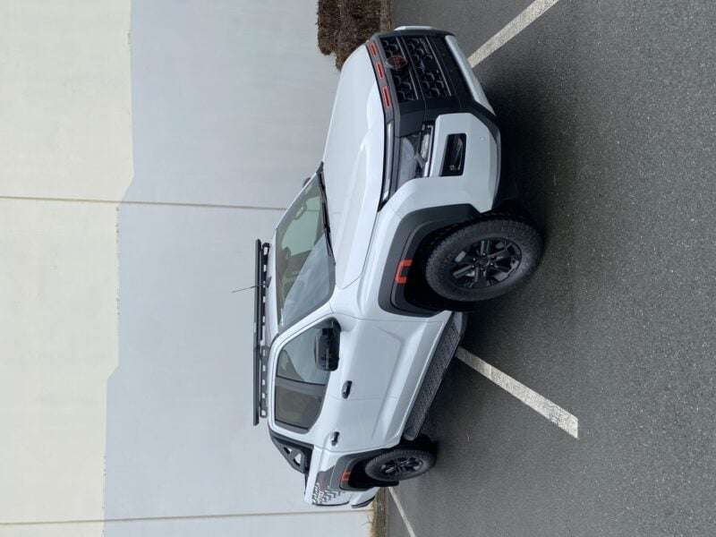 Nissan Navara D27 Dual Cab 4dr 2026-2026 | RuggedLine